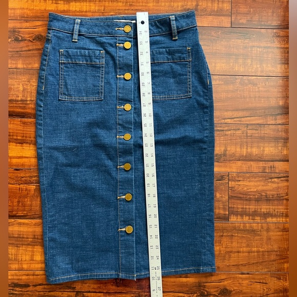 Tory Burch Jean skit - Picture 4 of 7